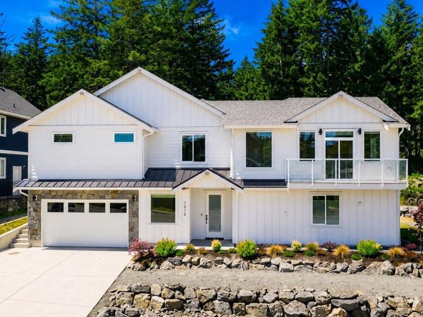 7012 Clarkson Pl, Sooke, BC V9Z 1M4