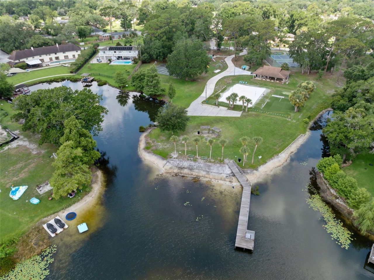 105 Pine Tree Lane, Altamonte Springs, FL 32714 Photo