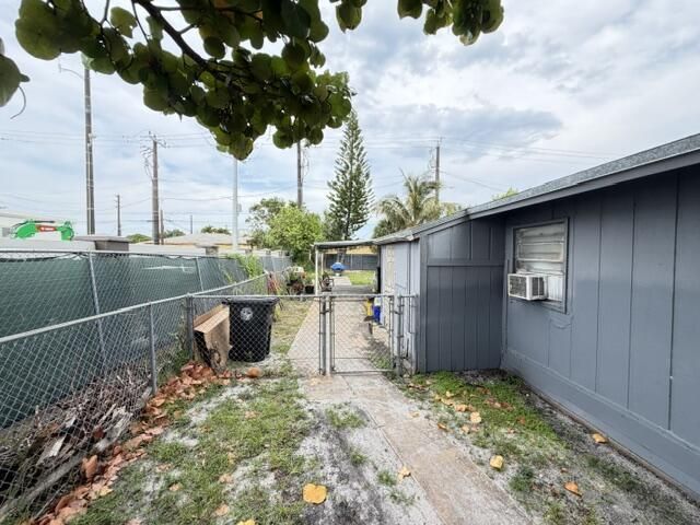 714 S H Street, Lake Worth Beach, FL 33460 Photo