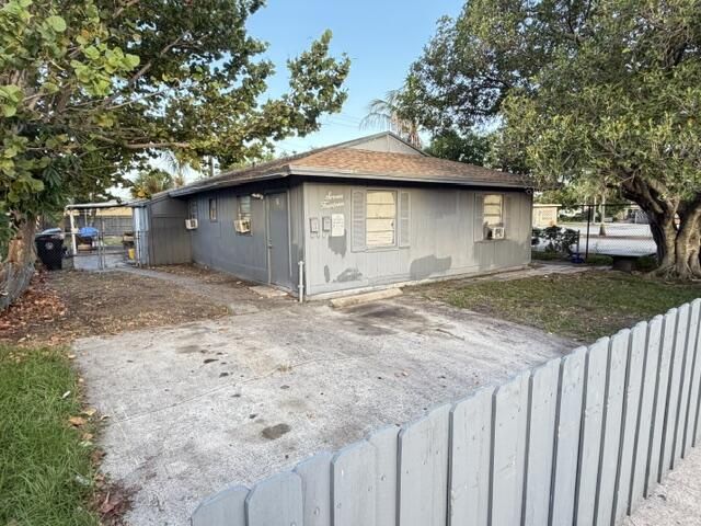 714 S H Street, Lake Worth Beach, FL 33460 Photo