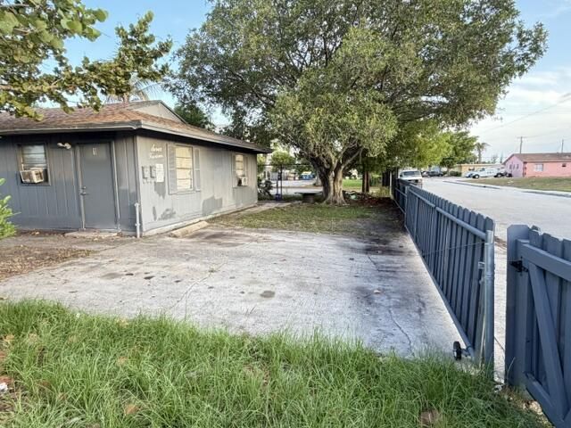 714 S H Street, Lake Worth Beach, FL 33460 Photo