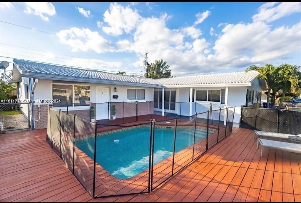 461 SE 1st Terrace, Pompano Beach, FL 33060 Main Photo