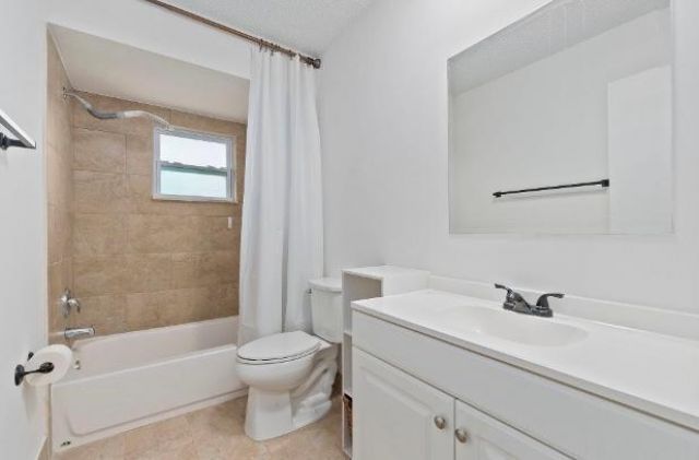 772 SE Thornhill Drive, Port Saint Lucie, FL 34983 Photo