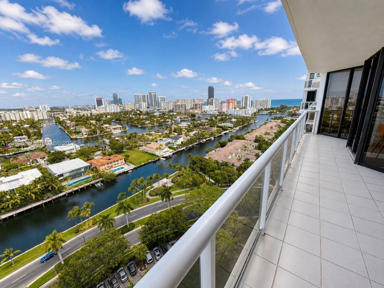 3640 Yacht Club Dr , Unit 1903, Aventura, FL 33180 Photo