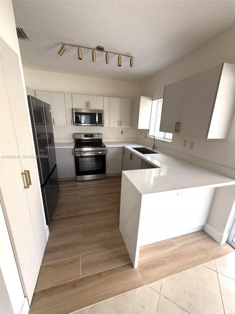 12821 SW 29th St , Miramar, FL 33027 Photo