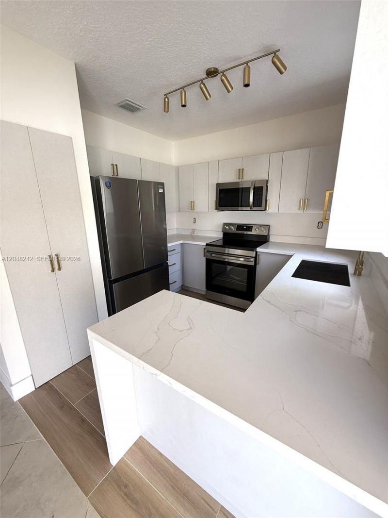 12821 SW 29th St , Miramar, FL 33027 Photo