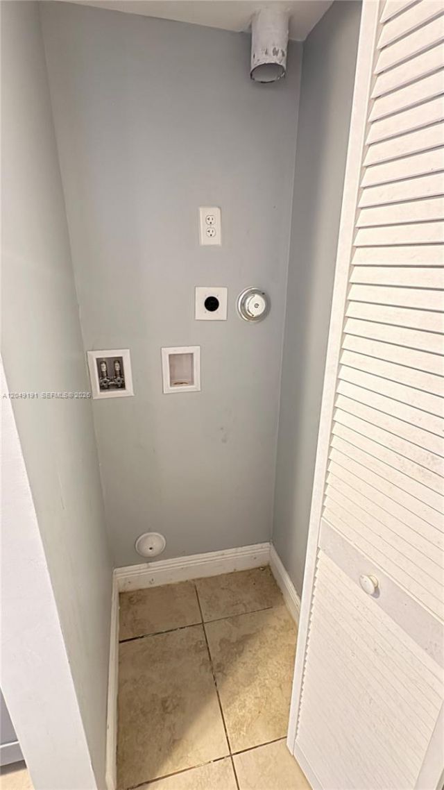 1955 NW 5th Pl , Unit 11, Miami, FL 33136 Photo