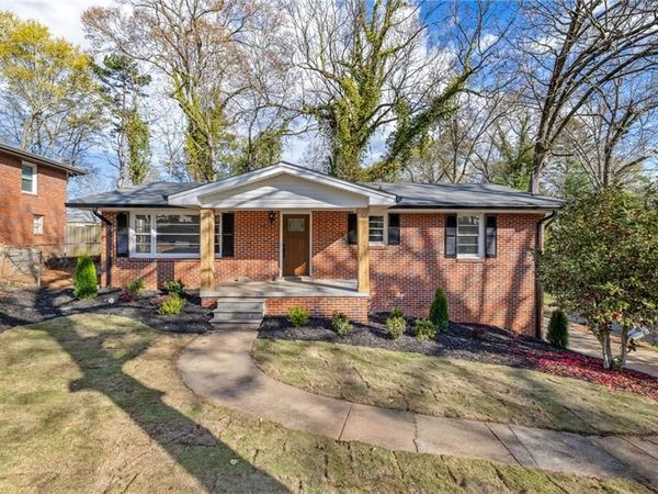 212 Christopher Drive , Gainesville, GA 30501