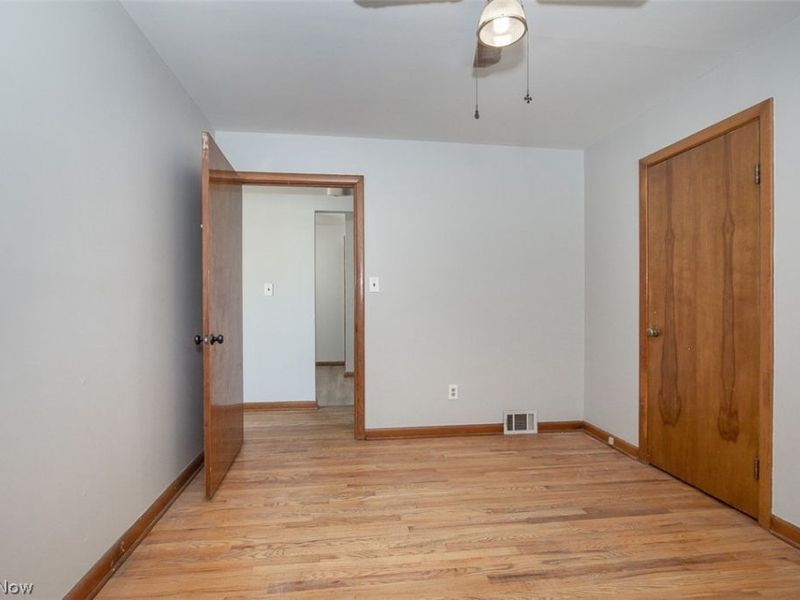 12811 Triskett Road, Cleveland, OH 44111 Photo 17