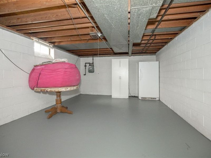 12811 Triskett Road, Cleveland, OH 44111 Photo 25