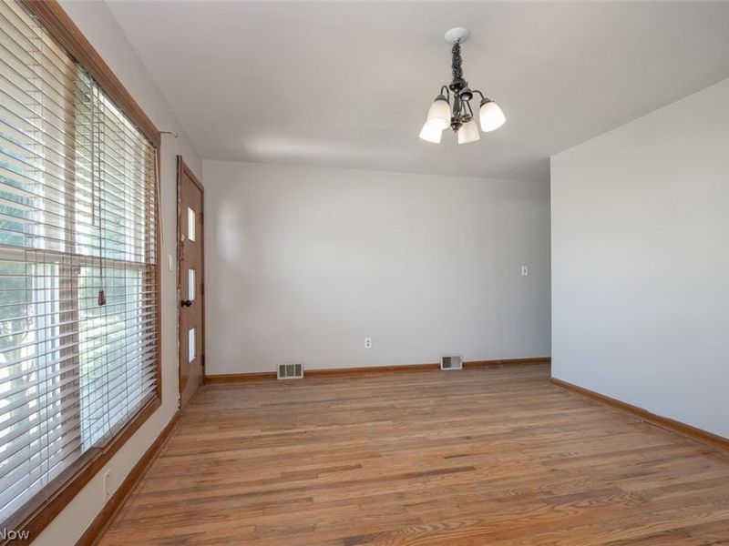 12811 Triskett Road, Cleveland, OH 44111 Photo 3