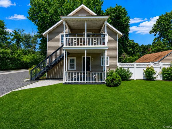 22 Locust Avenue , Glen Head, NY 11545
