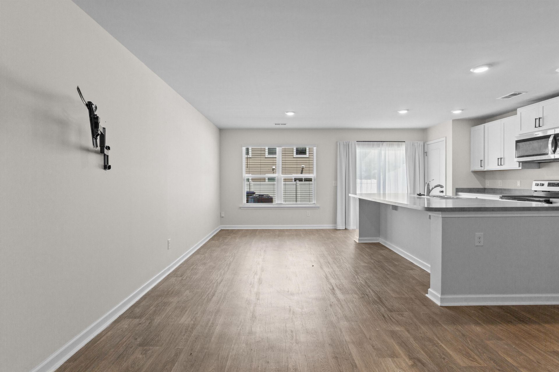 148 Rosefield Court Photo 4