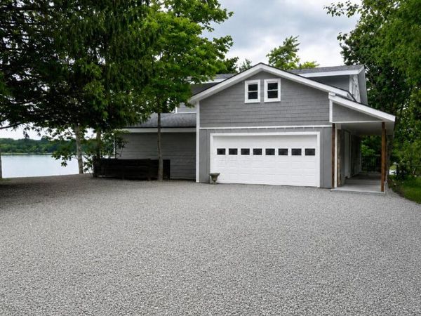 1400 E Choctaw Drive, London, OH 43140