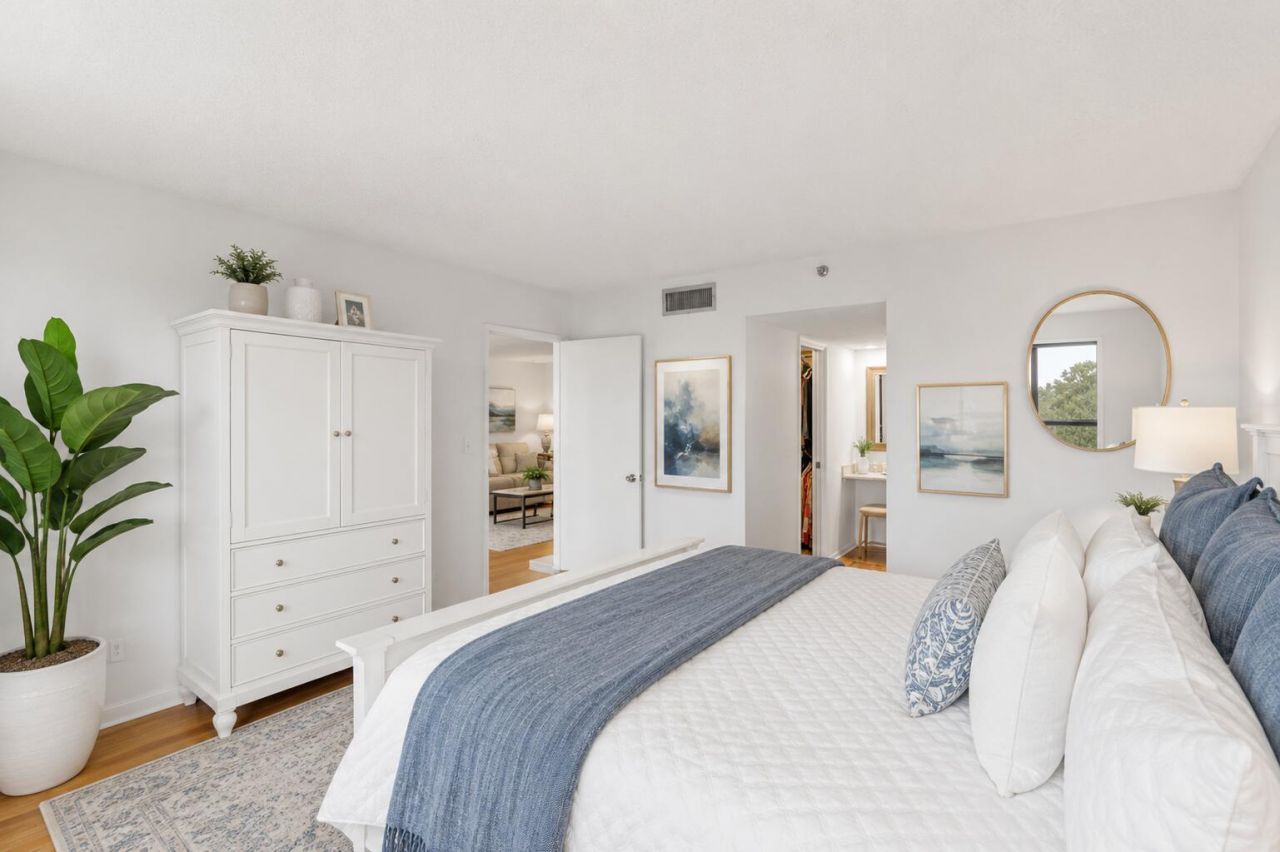 625 Oaks Drive, Unit 405, Pompano Beach, FL 33069 Photo