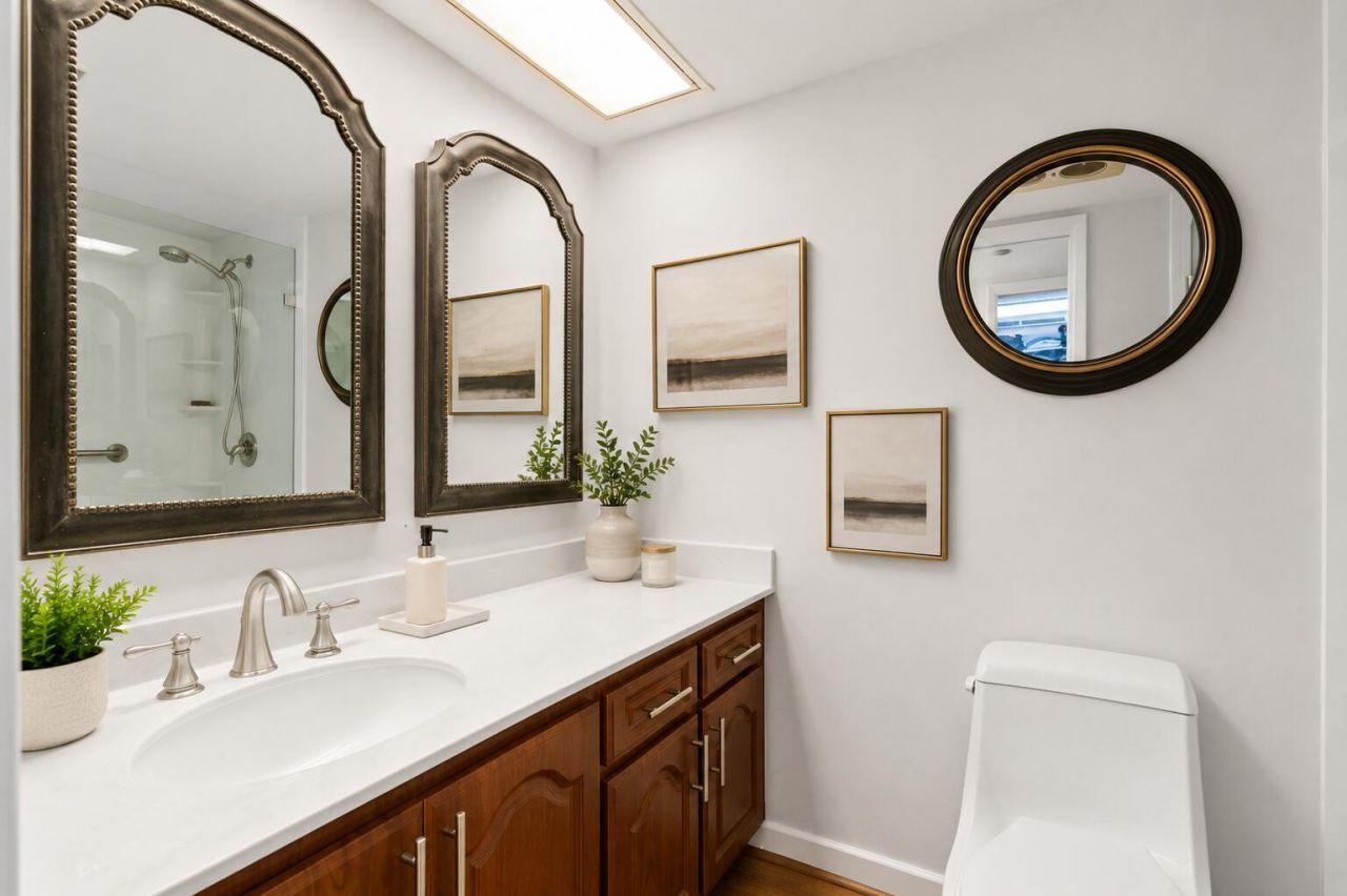 625 Oaks Drive, Unit 405, Pompano Beach, FL 33069 Photo