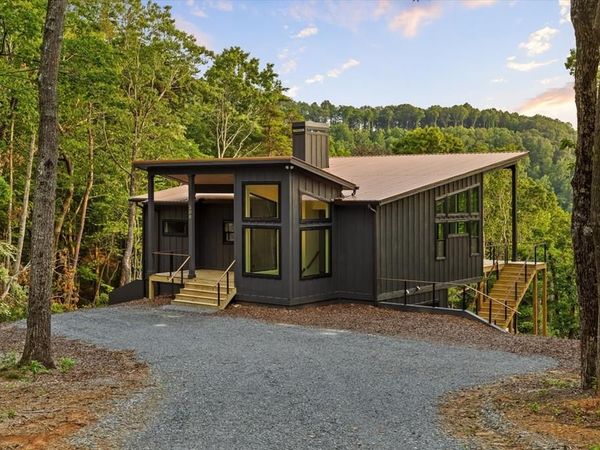 308 Shagbark Court, Talking Rock, GA 30175