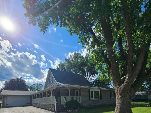 181 Elm Street N, Vesta, MN 56292