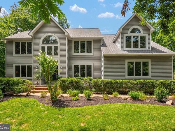 1499 WESTCLIFF DRIVE, PASADENA, MD 21122