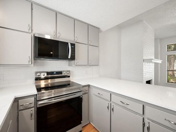 5912 Royal Club Drive, Arlington, TX 76017