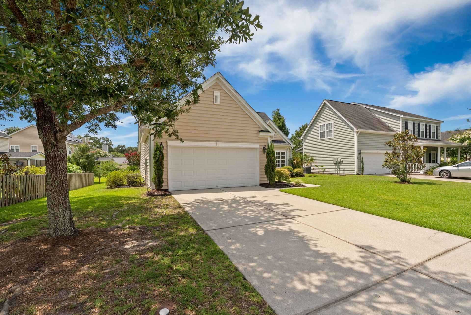 136 Gathering Island Road Photo 2