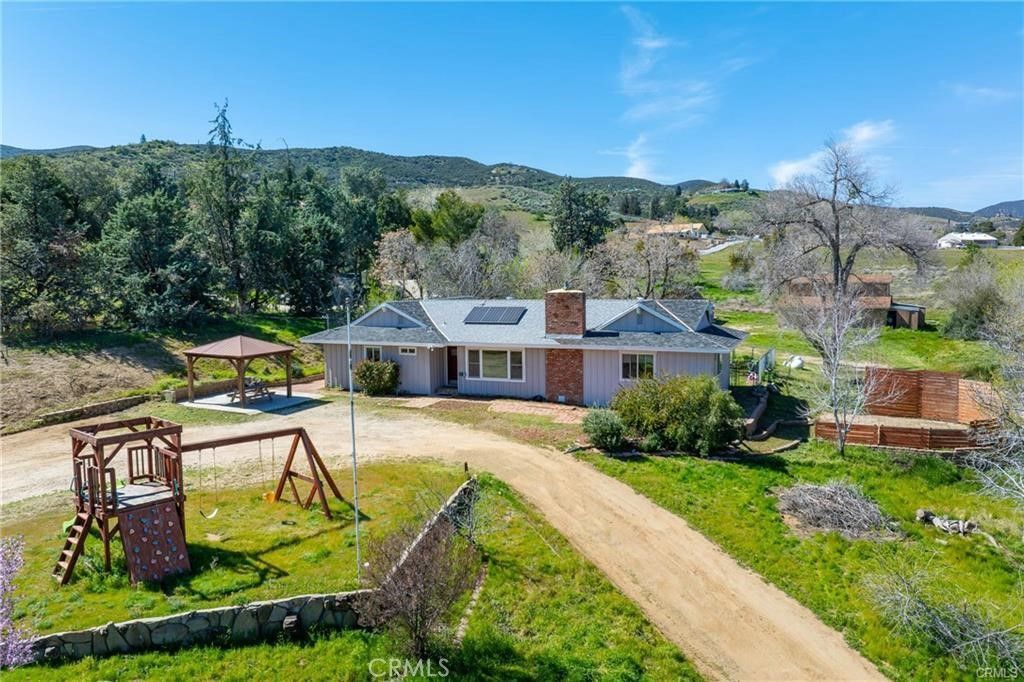 40027 90th Street W, Leona Valley, CA 93551 Main Photo