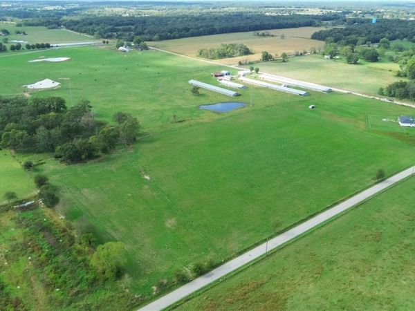 Digby Drive , Gentry, AR 72734