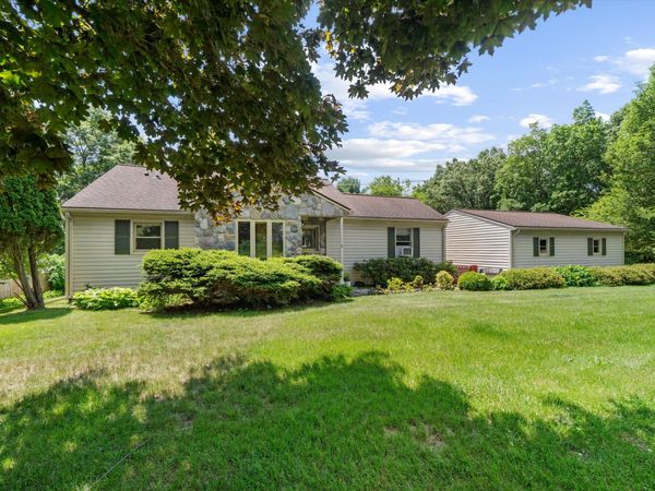 16009 Cavanaugh Lake Road, Chelsea, MI 48118