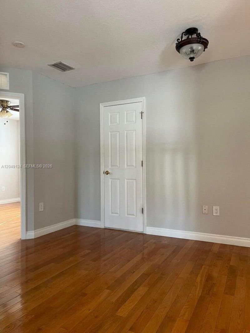 12948 NW 10th St , Miami, FL 33182 Photo