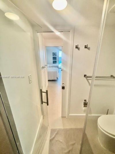 100 Bayview Dr, Unit 1906, Sunny Isles Beach, FL 33160 Photo