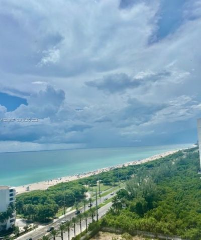 100 Bayview Dr , Unit 1906, Sunny Isles Beach, FL 33160 Photo