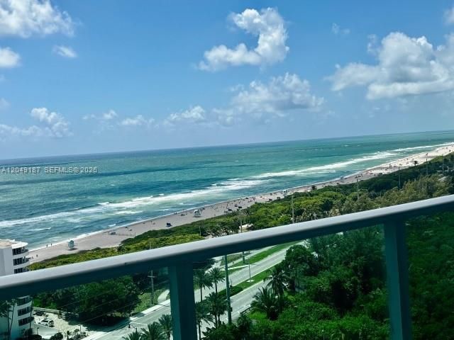 100 Bayview Dr, Unit 1906, Sunny Isles Beach, FL 33160 Photo