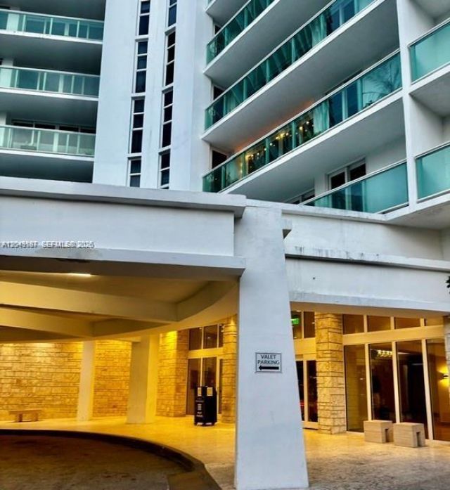 100 Bayview Dr, Unit 1906, Sunny Isles Beach, FL 33160 Photo