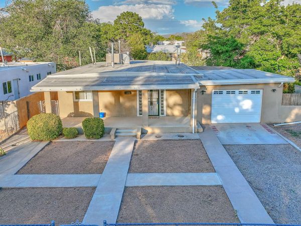 1008 Indiana Street SE, Albuquerque, NM 87108