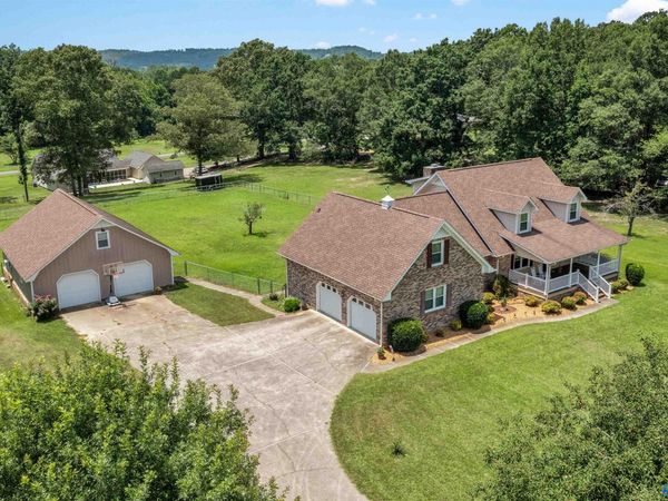 2440 Robertson Street E, Southside, AL 35907