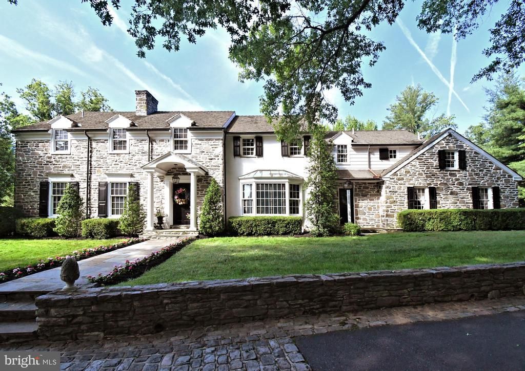 896 E TOWNSHIP LINE ROAD, BLUE BELL, PA 19422