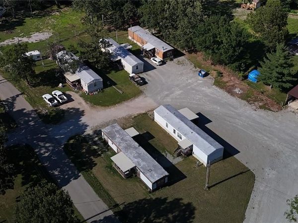 10011 Oakside Street, Mineral Point, MO 63660