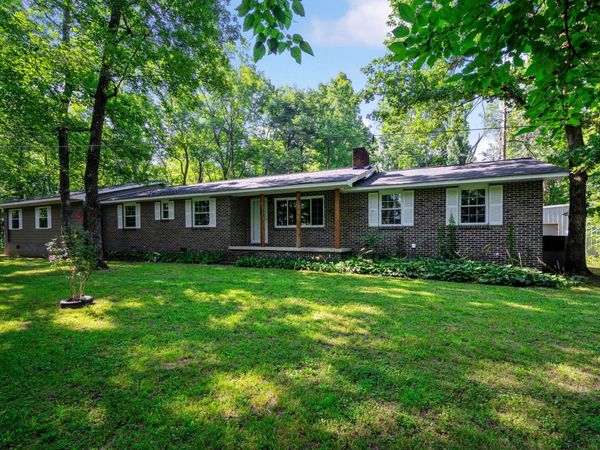 1688 Ga 136 , Trenton, GA 30752