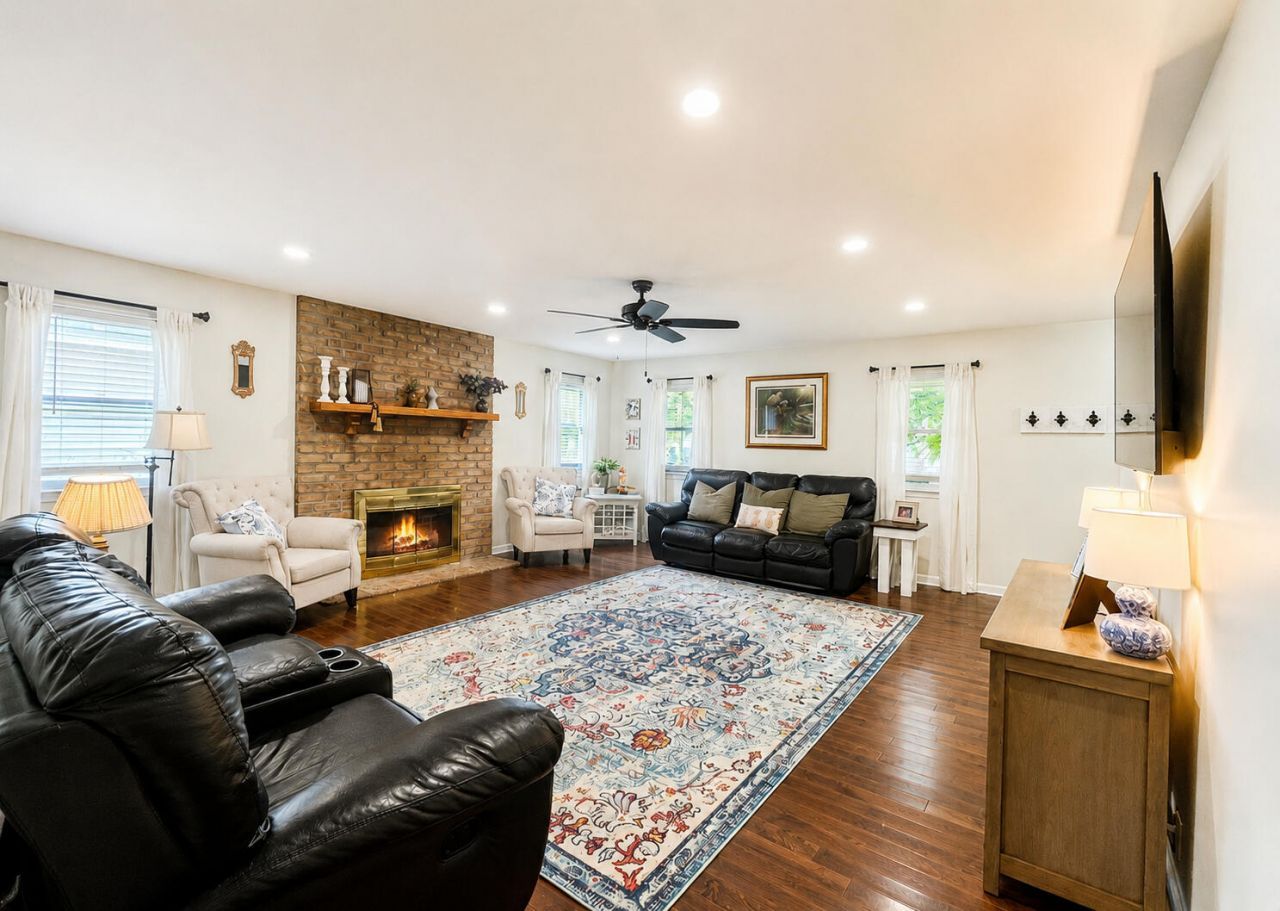 203 Whitesville Road Photo 8