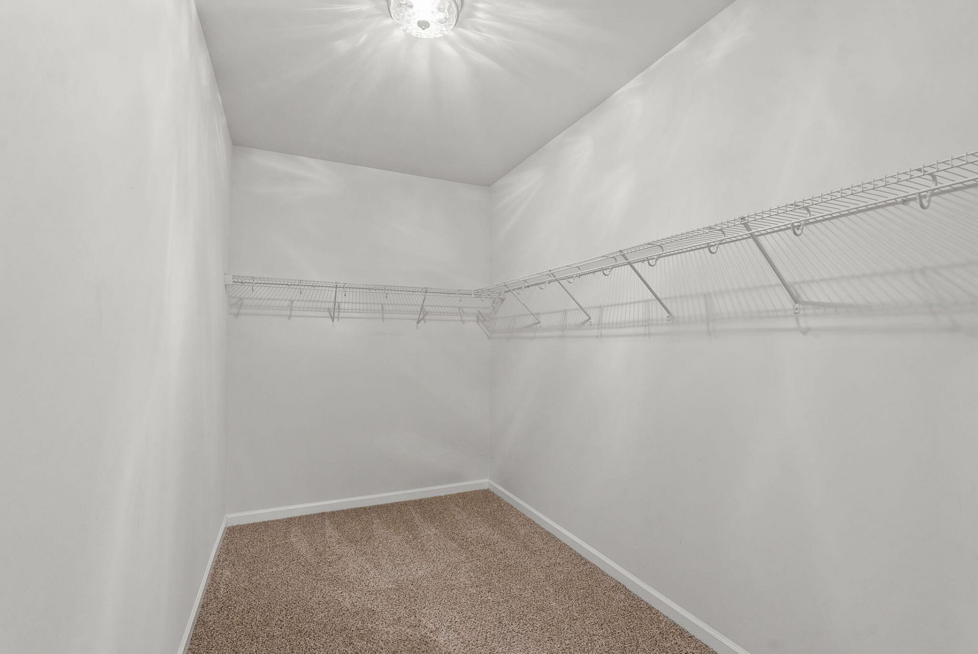 477 Spanish Wells Road Photo 19