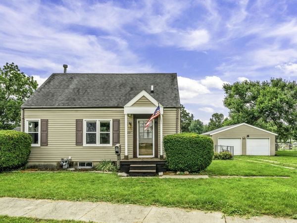 224 Avenue H Avenue , Rochelle, IL 61068