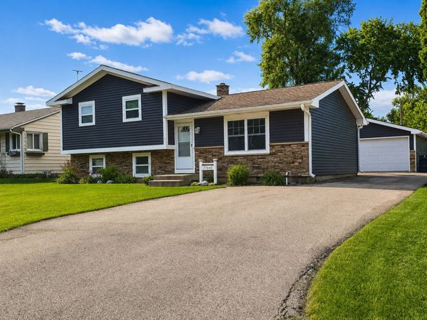 25640 W Wacker Drive , Lake Villa, IL 60046