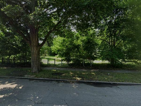5720 S Emerald Avenue , Chicago, IL 60621