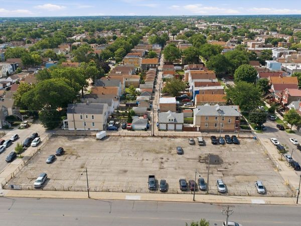 3101-3125 W 51st Street, Chicago, IL 60632