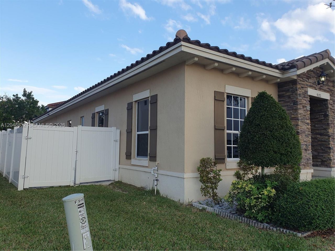 9171 SW 169th Pl , Miami, FL 33196 Photo