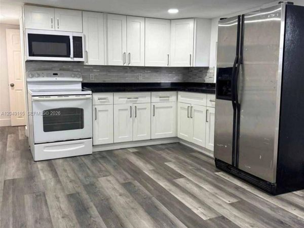 2780 NW 29TH Court , Oakland Park, FL 33311