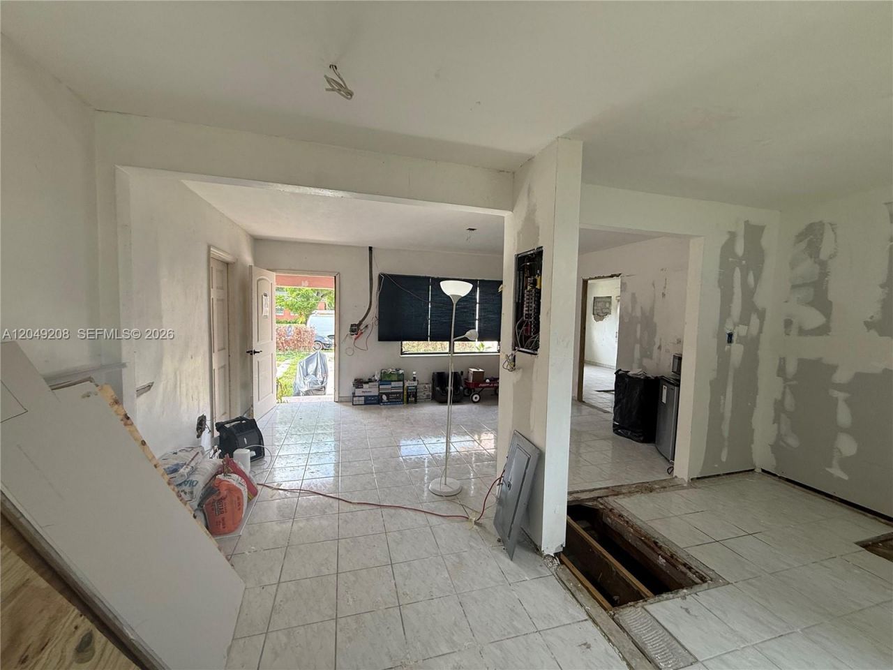 6346 NW 41st St , Virginia Gardens, FL 33166 Photo