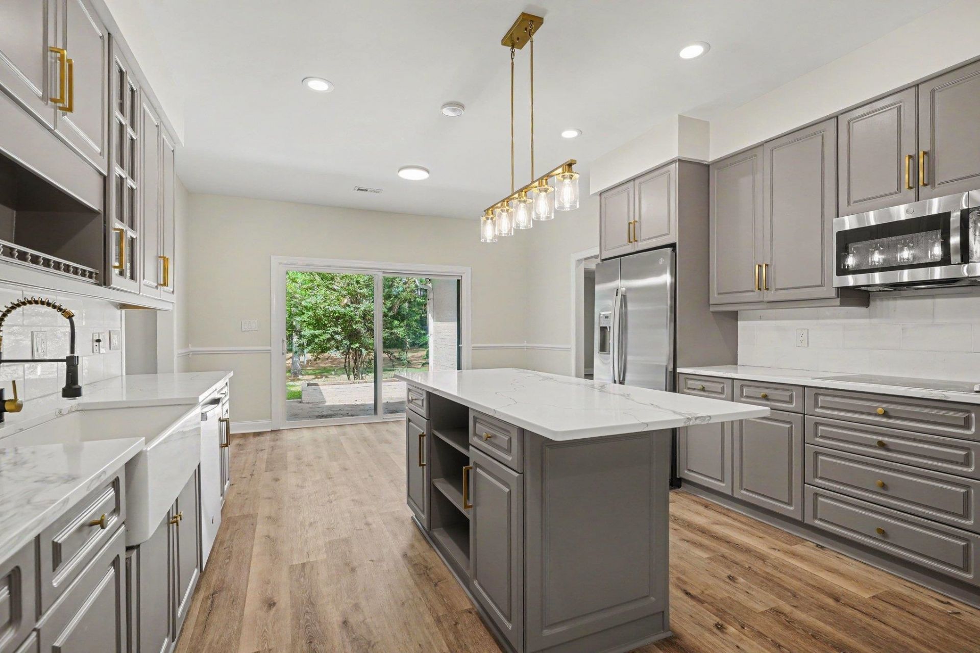 3517 Golf Ave. Photo 8