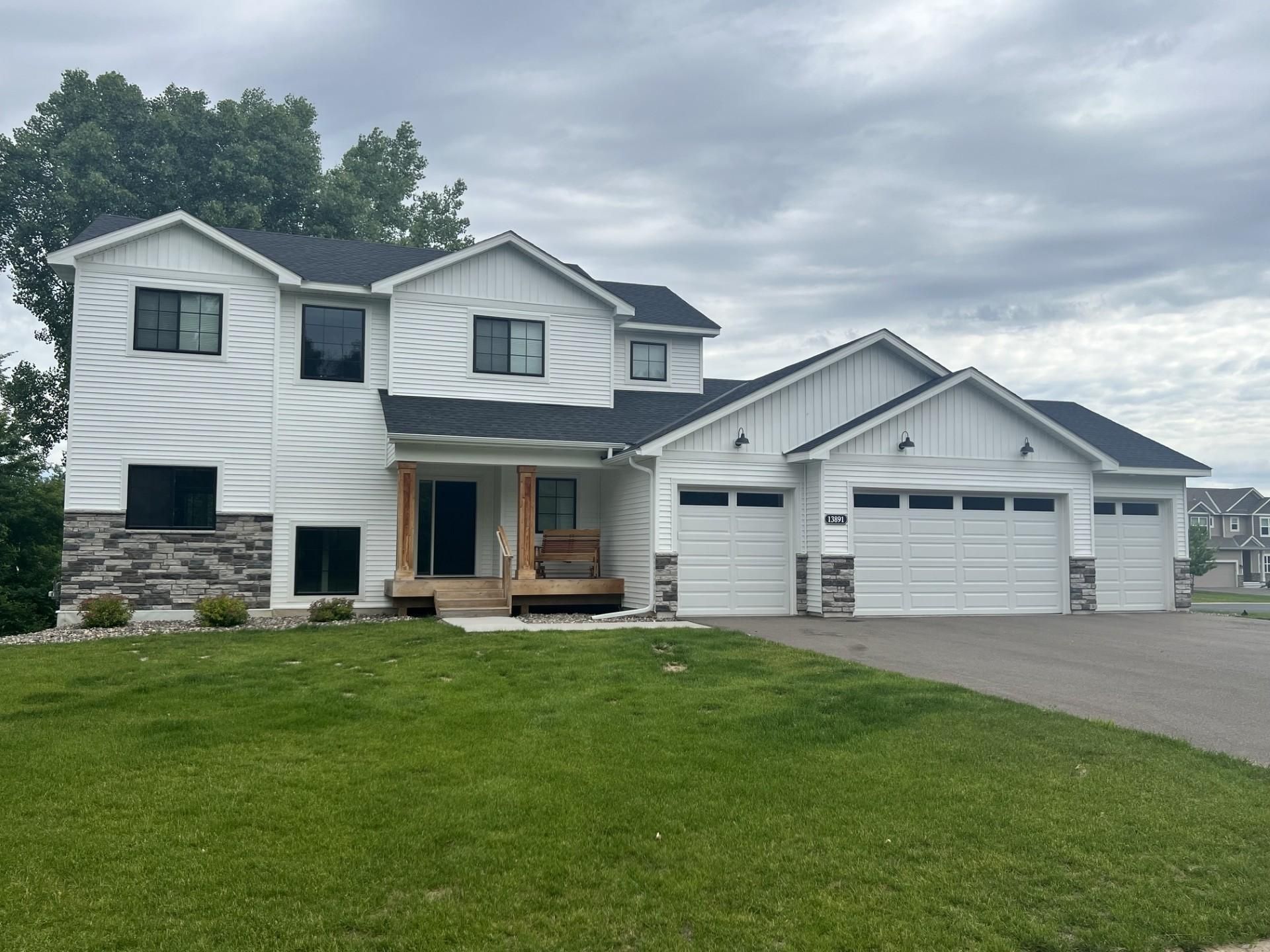 13891 10th Avenue S, Zimmerman, MN 55398