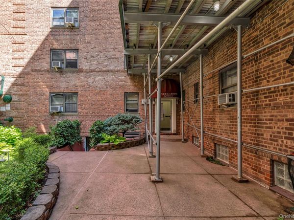 102-55 67 Road , Unit 3V, Forest Hills, NY 11375